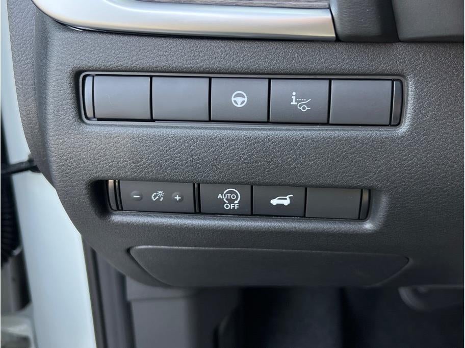 2026 Nissan Rogue Platinum Sport Utility 4D