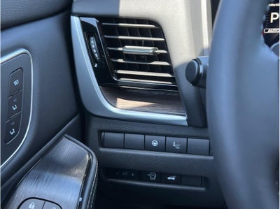 2026 Nissan Rogue Platinum (2026.5) Sport Utility 4D