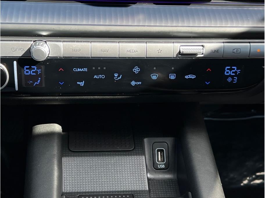 2024 Hyundai IONIQ 6 SEL Sedan 4D