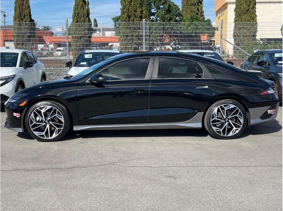 2024 Hyundai IONIQ 6 SEL Sedan 4D