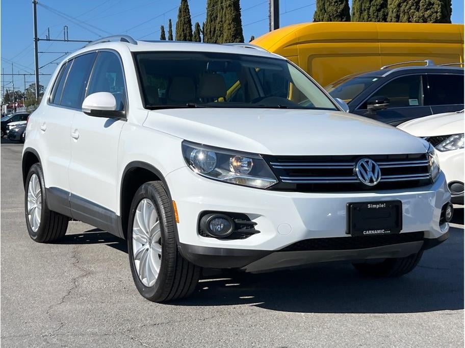 2015 Volkswagen Tiguan 2.0T SEL Sport Utility 4D