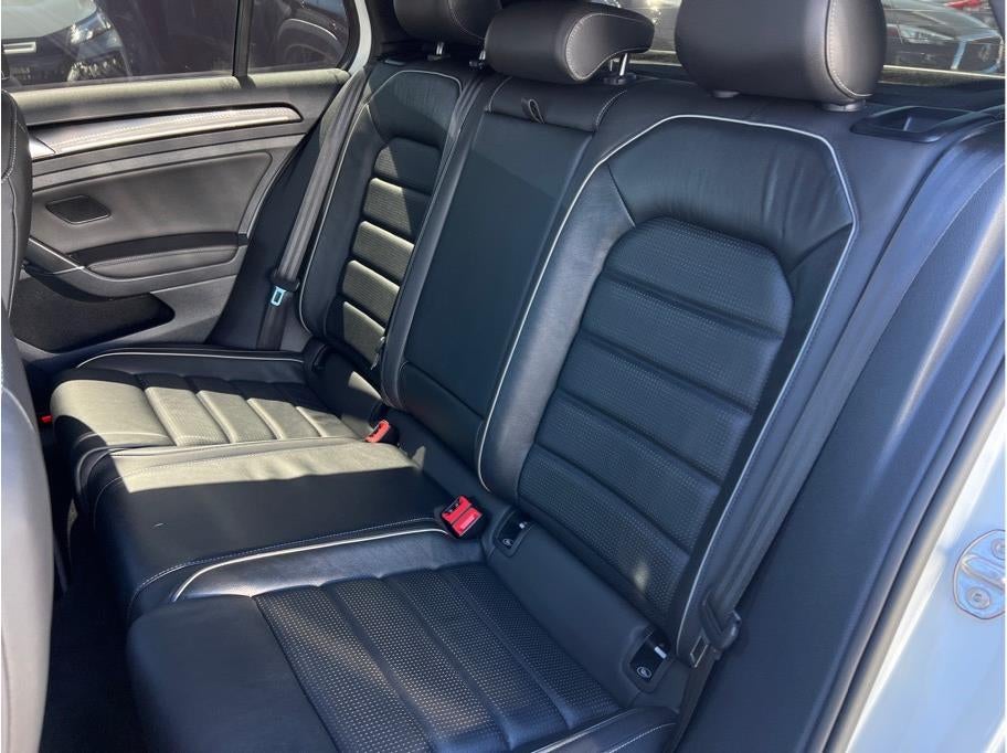 2018 Volkswagen Golf R Hatchback Sedan 4D