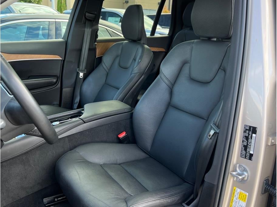 2023 Volvo XC90 B6 Plus Bright Theme Sport Utility 4D