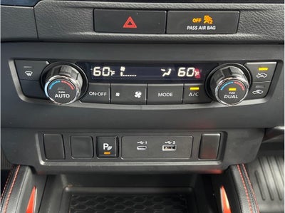 2023 Nissan Frontier Crew Cab PRO-4X Pickup 4D 5 ft