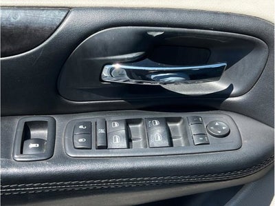 2017 Dodge Grand Caravan Passenger SE Minivan 4D