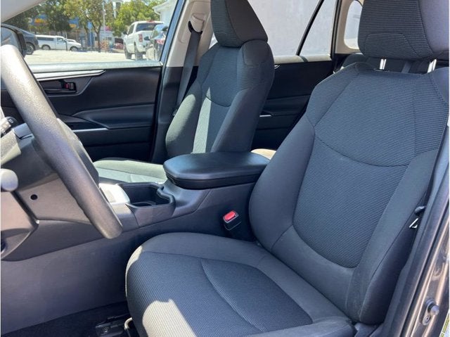 2023 Toyota RAV4 LE Sport Utility 4D