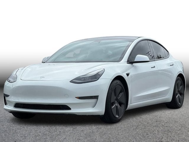 2021 Tesla Model 3 Standard Range Plus's photo