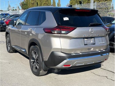 2022 Nissan Rogue Platinum Sport Utility 4D