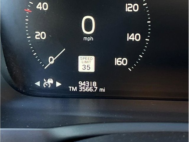 2018 Volvo XC90 T8 Inscription Sport Utility 4D