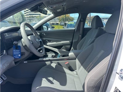 2026 Hyundai Elantra Hybrid SEL Sport HEV Sedan 4D