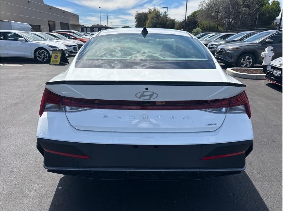 2026 Hyundai Elantra Hybrid SEL Sport HEV Sedan 4D