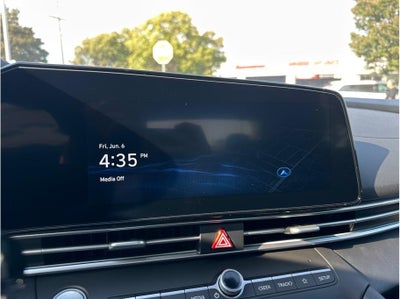 2025 Hyundai Elantra HEV Limited