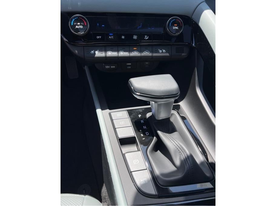 2025 Hyundai Elantra HEV Limited