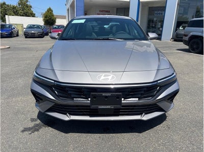 2025 Hyundai Elantra HEV Limited