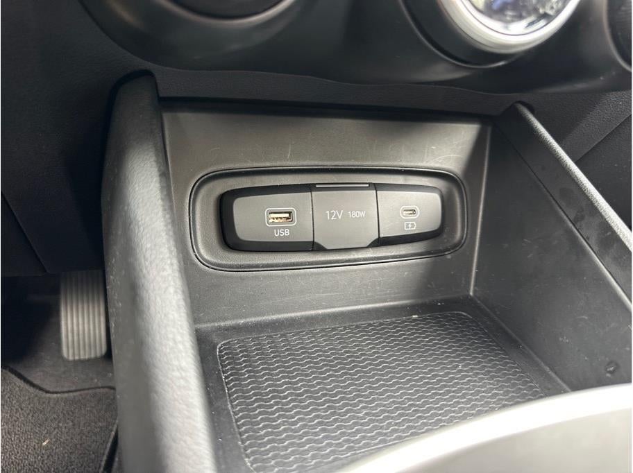 2023 Hyundai Venue SEL Sport Utility 4D