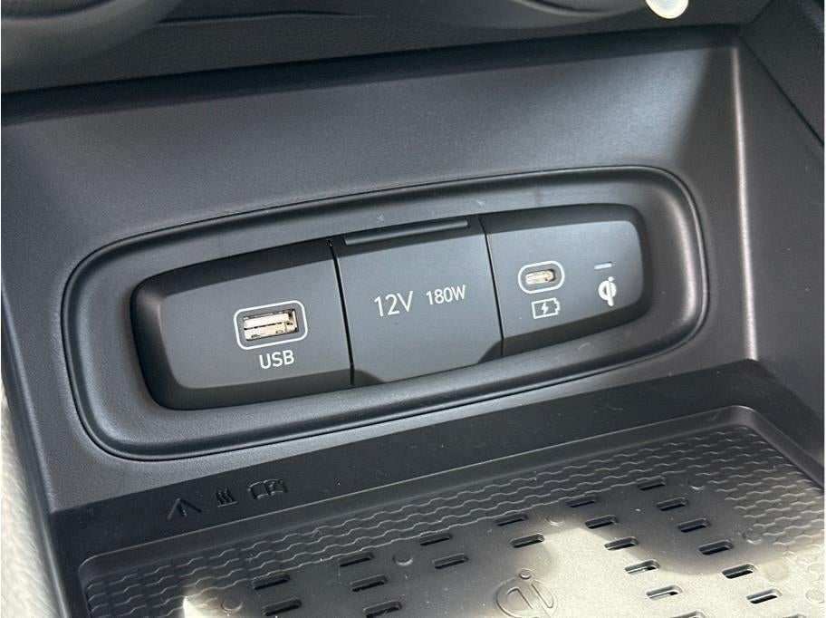 2026 Hyundai Venue SEL Sport Utility 4D