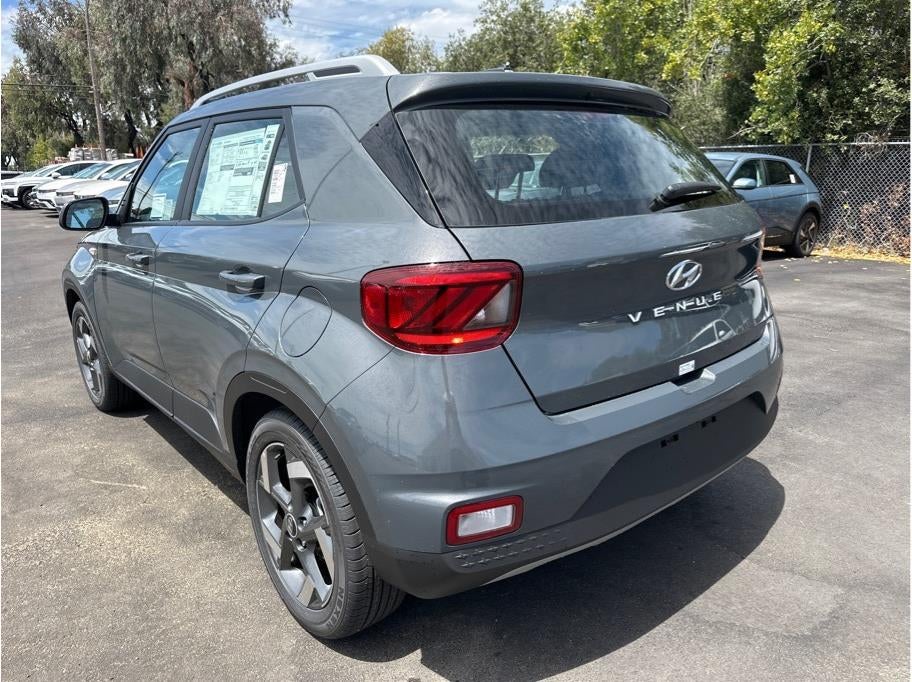 2026 Hyundai Venue SEL Sport Utility 4D